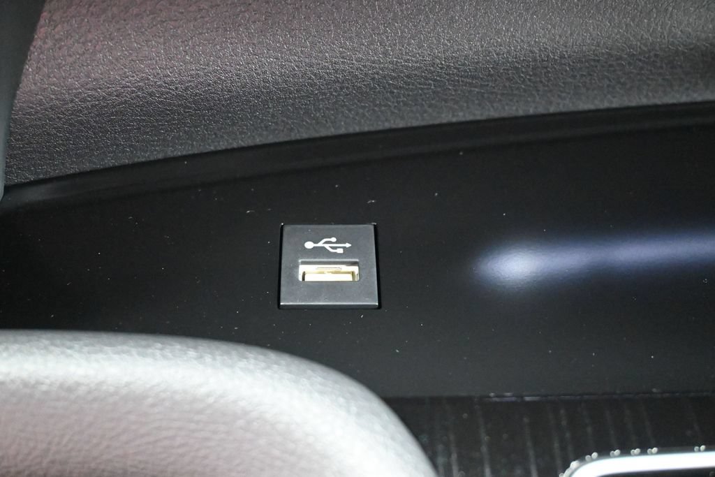 Certified 2026 Toyota Sienna XLE Woodland Edition AWD/4WD image 23