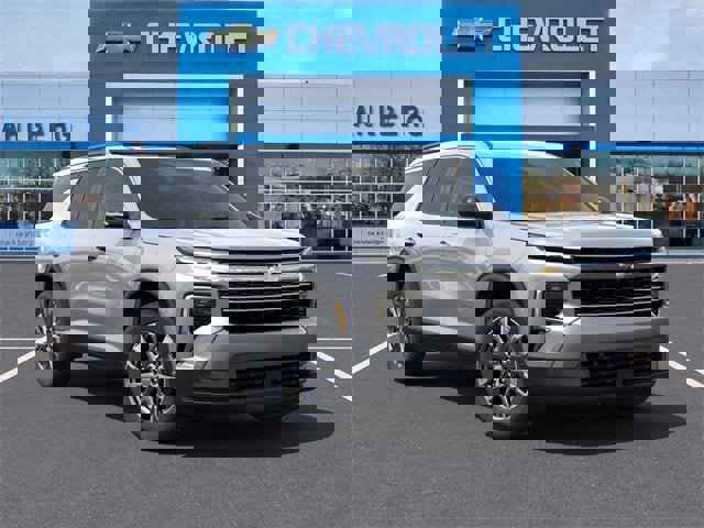 New 2025 Chevrolet Traverse LT w/ Enhanced Driving Package image 7