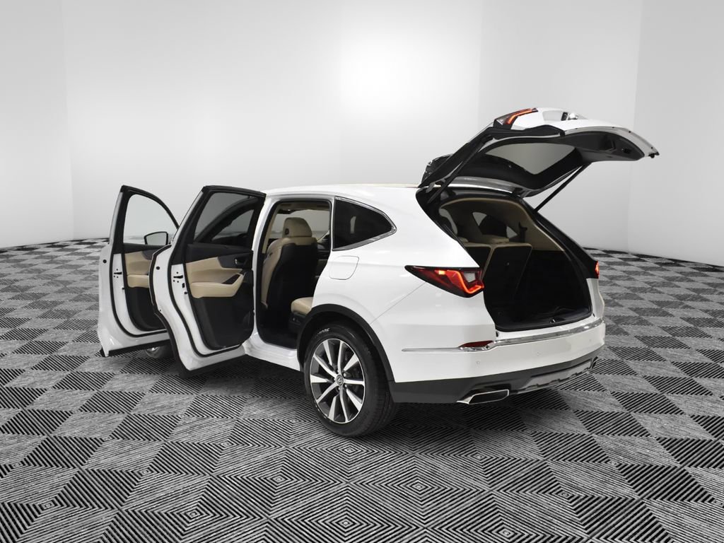 Used 2025 Acura MDX SH-AWD w/ Technology Package image 10