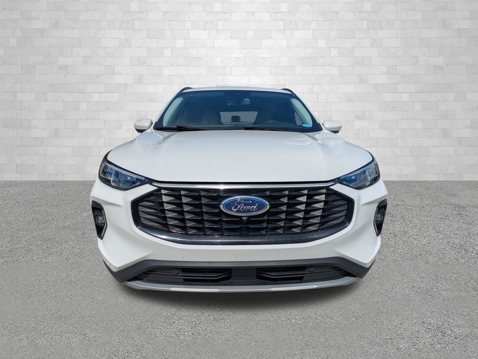 Used 2023 Ford Escape Platinum AWD/4WD image 6