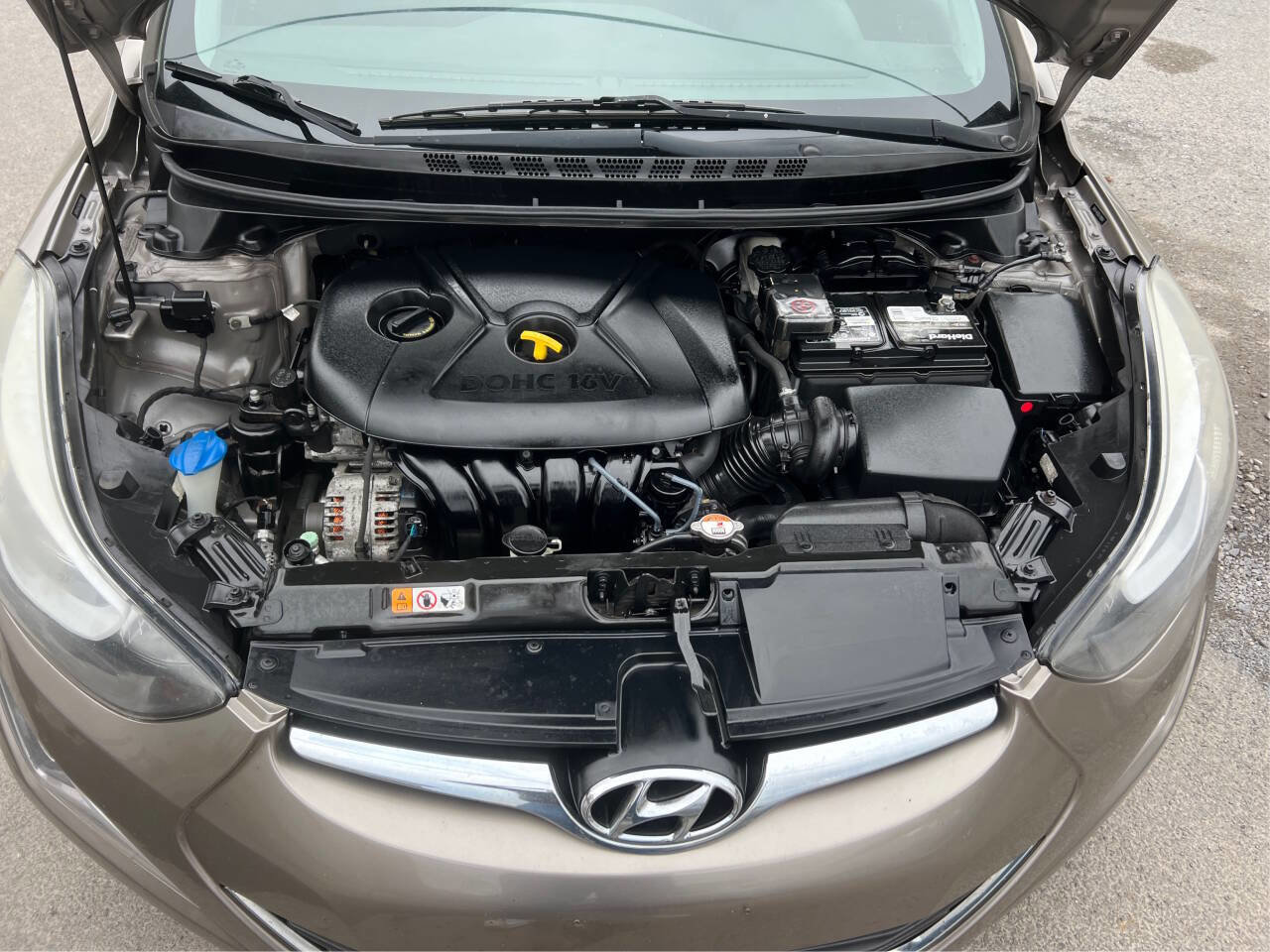 Used 2016 Hyundai Elantra Value Edition FWD image 11