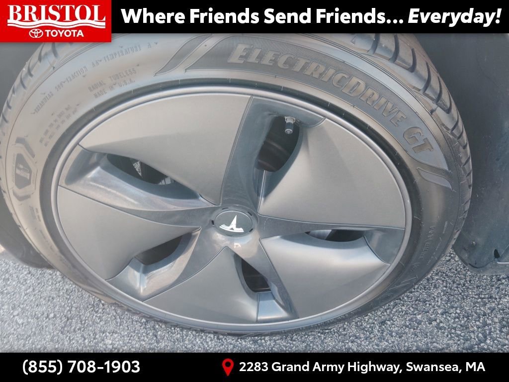 Used 2018 Tesla Model 3 Long Range image 13