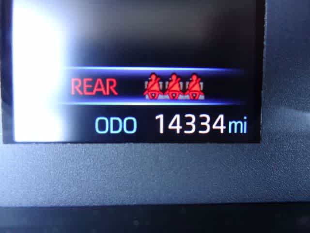 Used 2025 Toyota Corolla LE FWD image 18