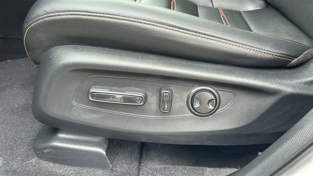 Used 2025 Honda CR-V Sport Touring image 10