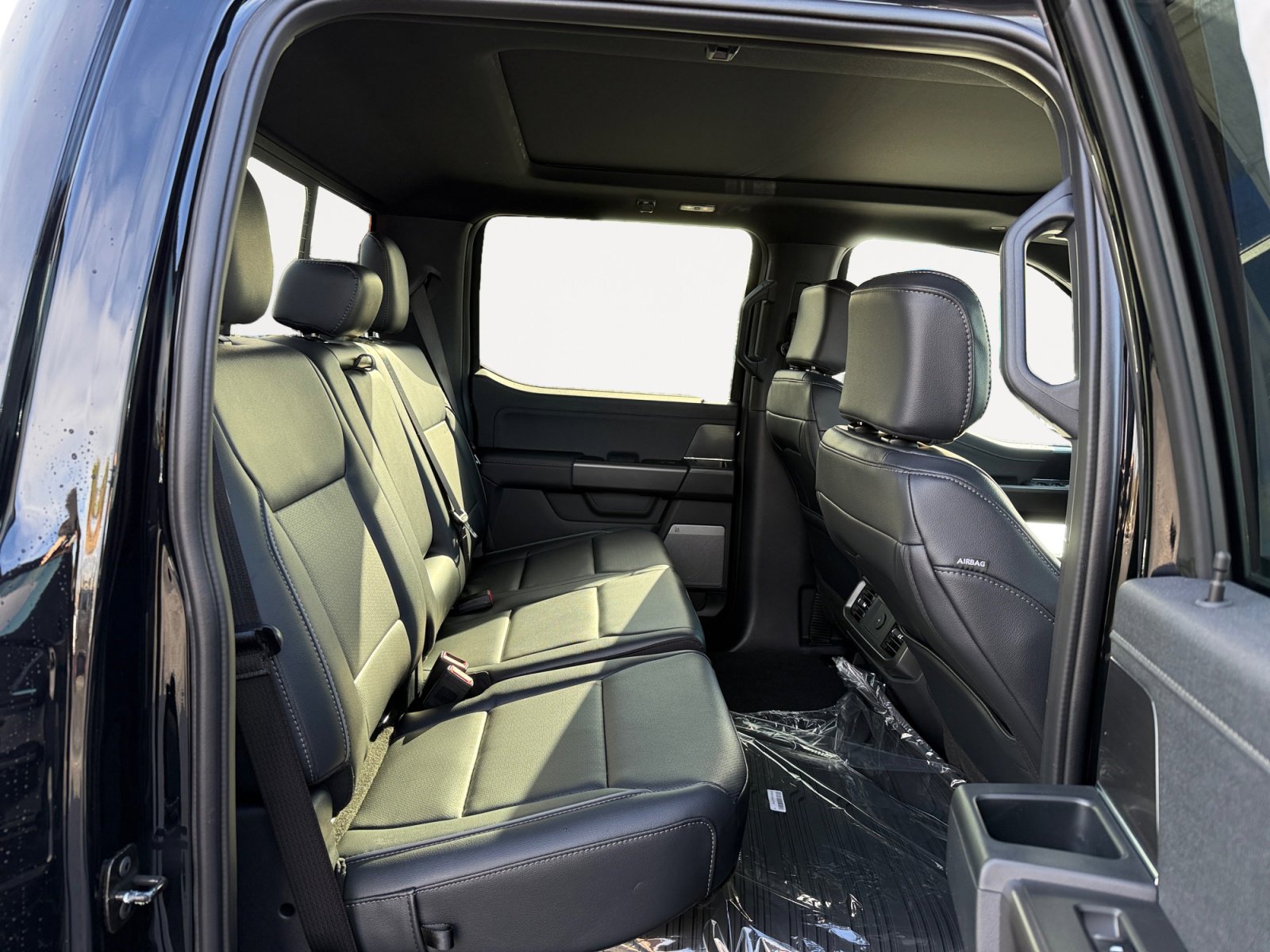 New 2026 Ford F150 Lariat w/ Equipment Group 501A Mid AWD/4WD image 18