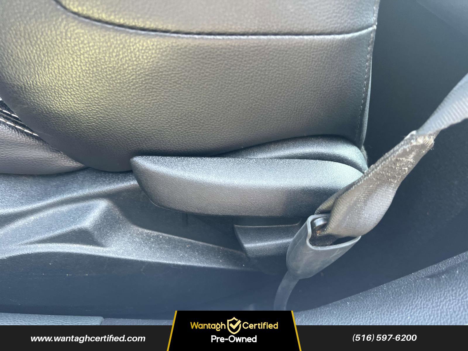 Used 2023 Ford Mustang Premium image 14