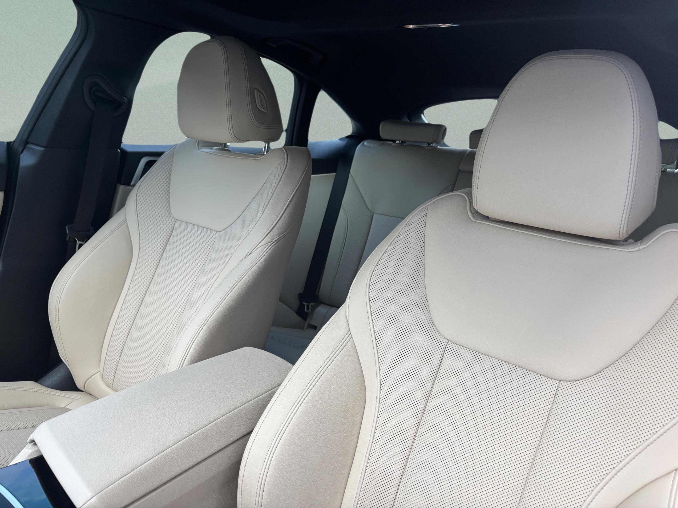 Used 2023 BMW i4 eDrive40 w/ Premium Package image 20