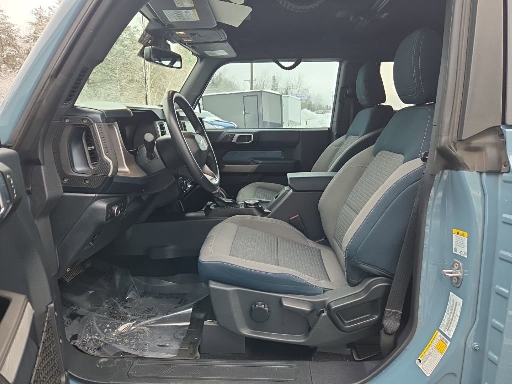 Used 2021 Ford Bronco Outer Banks image 11