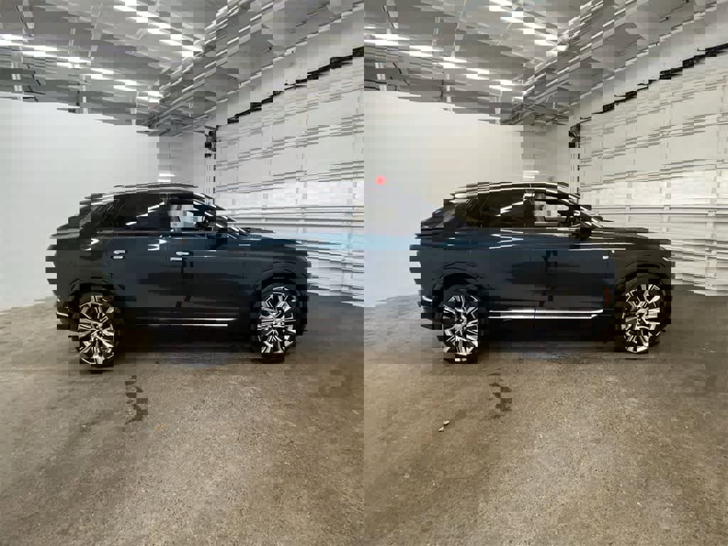 Certified 2025 Cadillac Lyriq Luxury w/ LPO, Floor Liner Package image 7