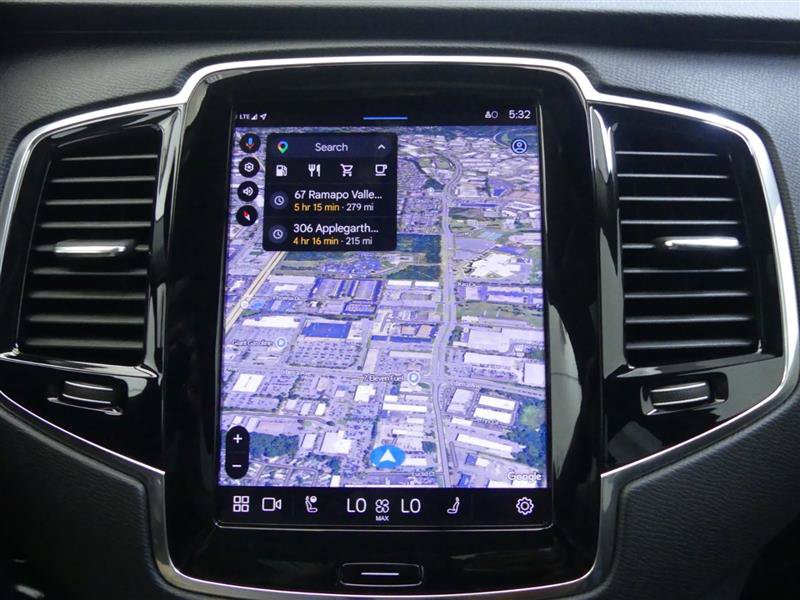 Used 2023 Volvo XC90 B5 Plus w/ Protection Package Premier AWD/4WD image 9