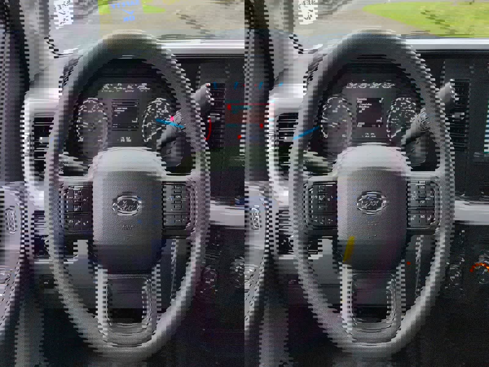 Used 2024 Ford F350 XLT image 22