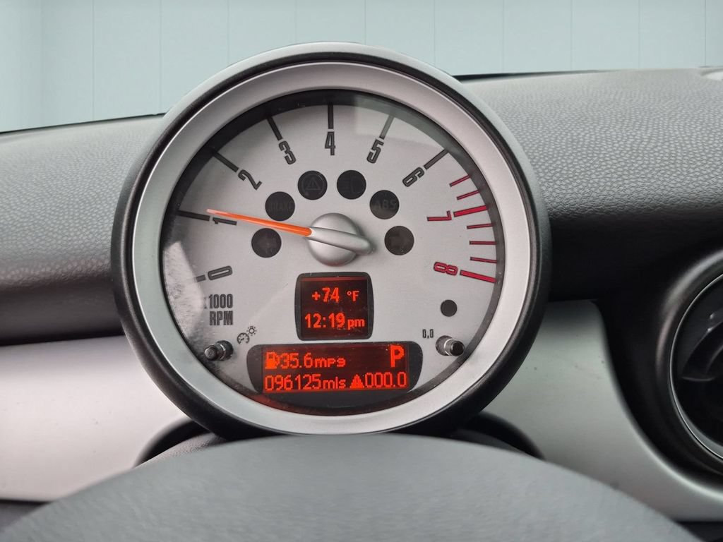 Used 2009 MINI Cooper Hardtop FWD image 17