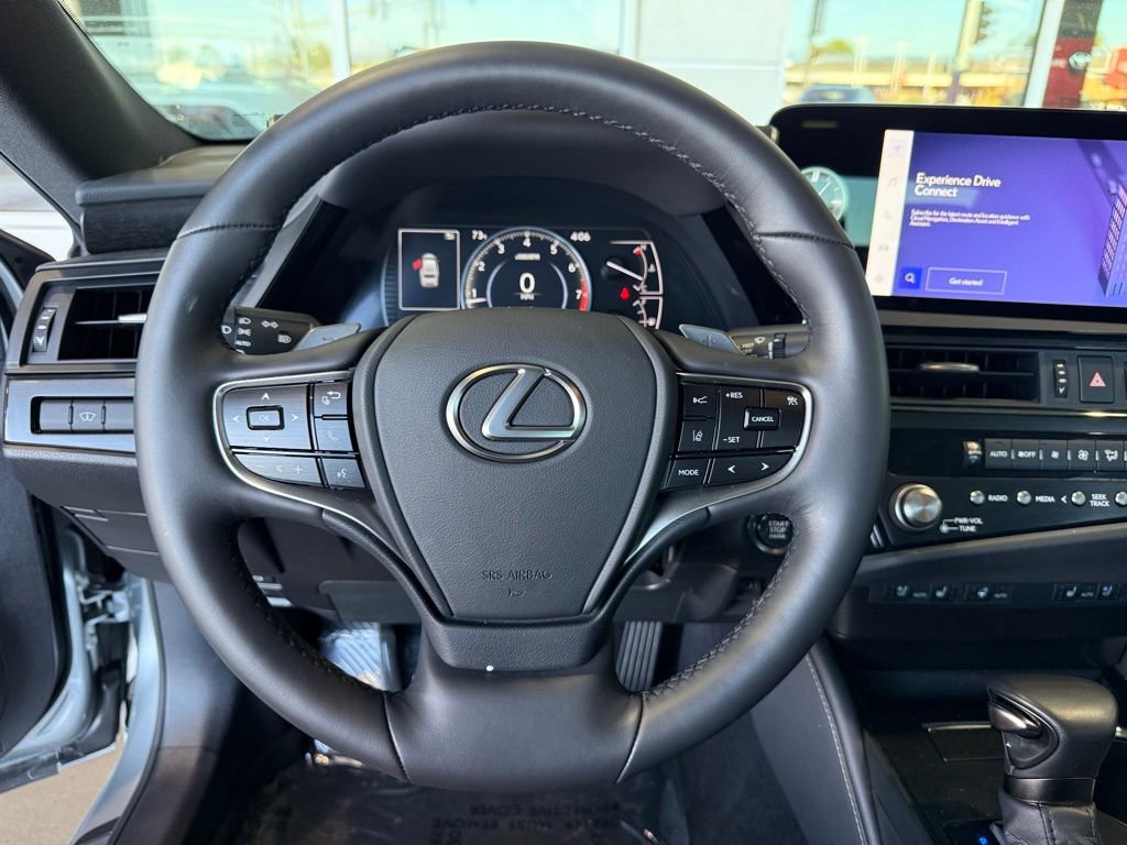 Used 2024 Lexus ES 250 w/ Premium Package image 23