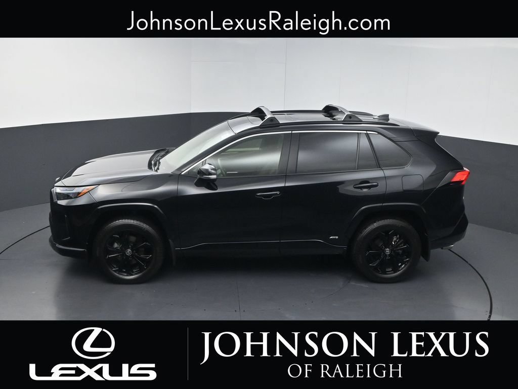 Used 2023 Toyota RAV4 SE w/ Convenience Package AWD/4WD image 29