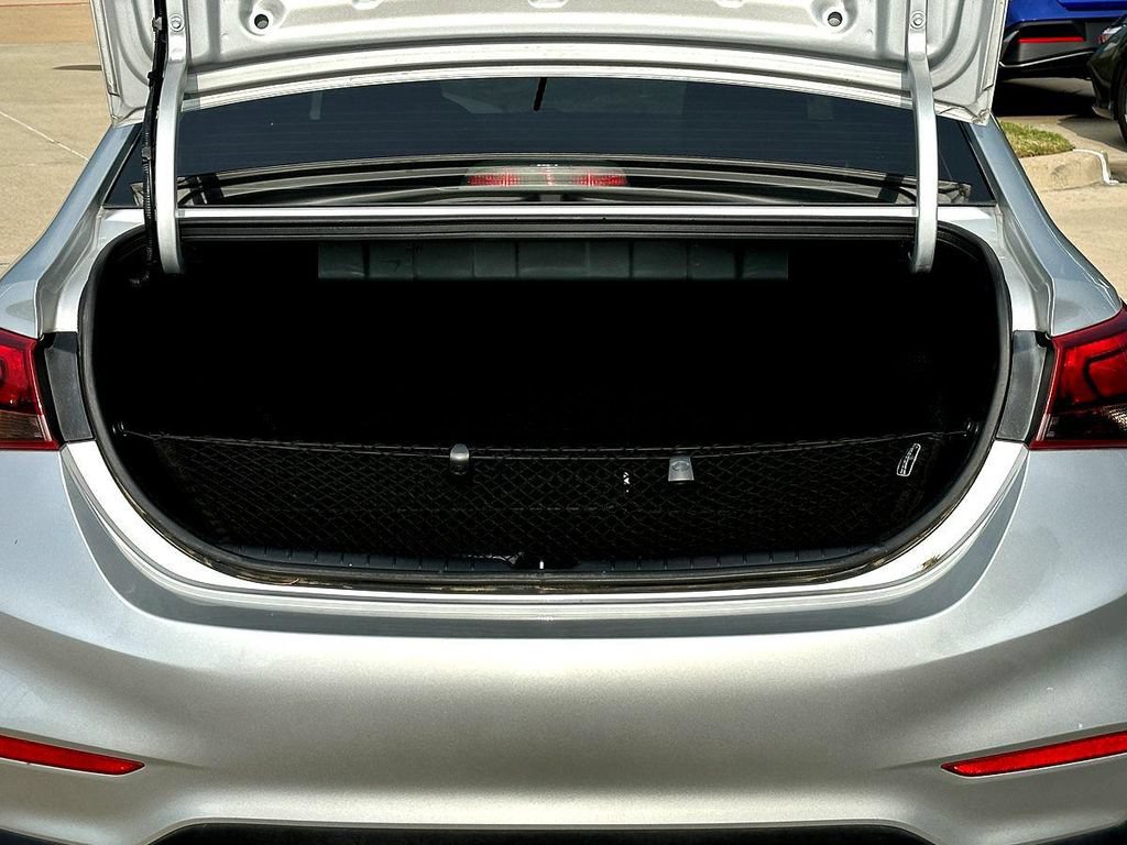 Used 2022 Hyundai Accent SEL w/ Cargo Package FWD image 33