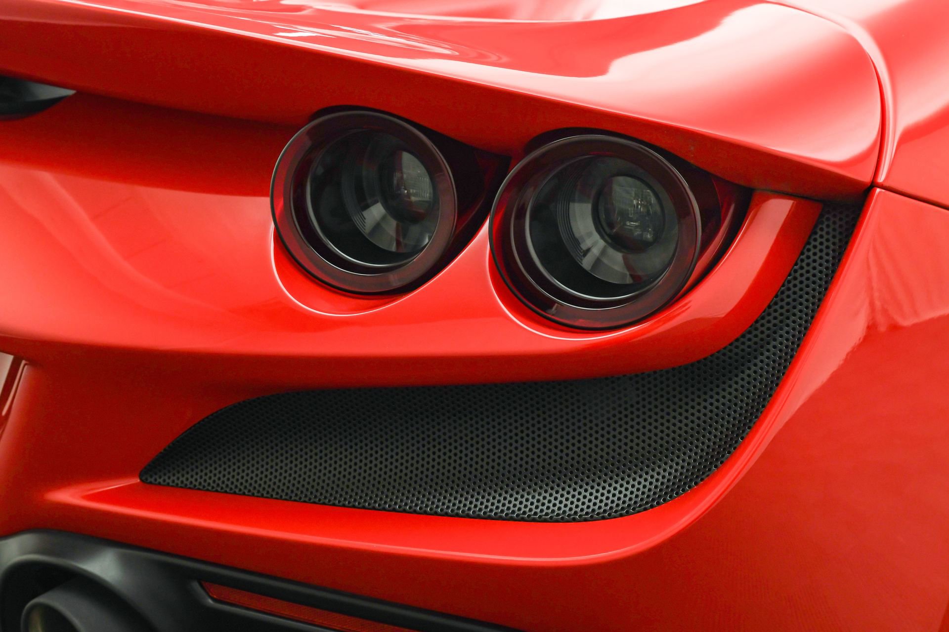 Used 2021 Ferrari F8 Tributo image 24