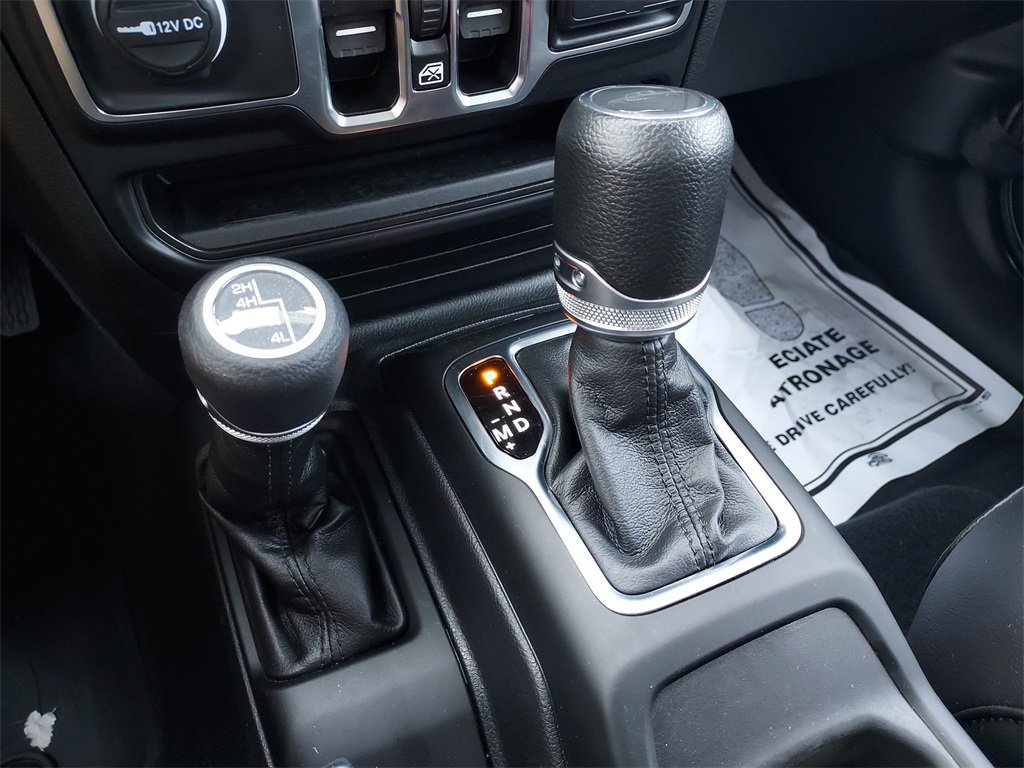 Used 2023 Jeep Gladiator Sport image 25