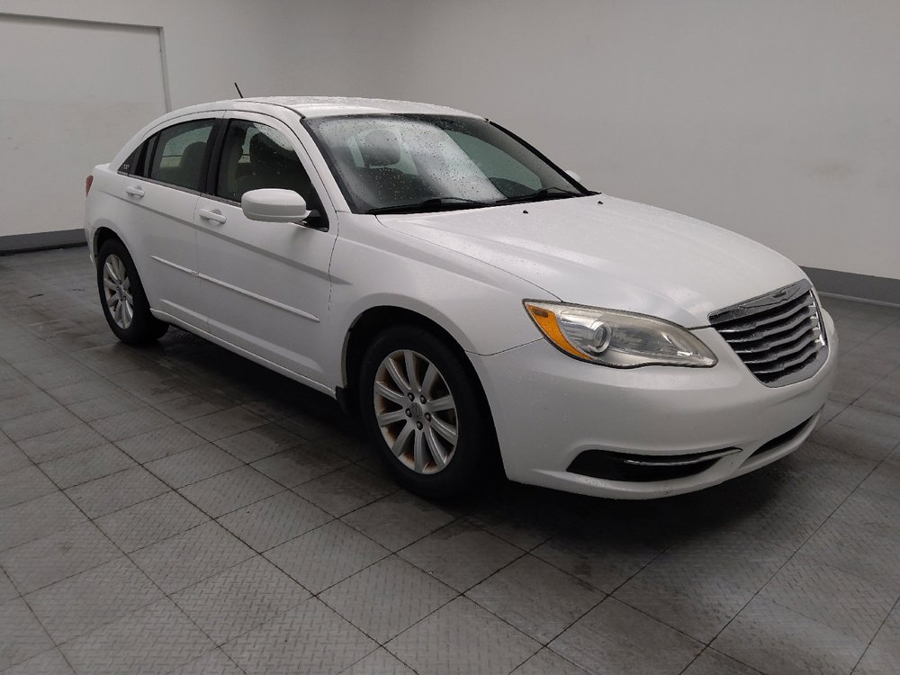 Used 2014 Chrysler 200 Touring FWD image 13