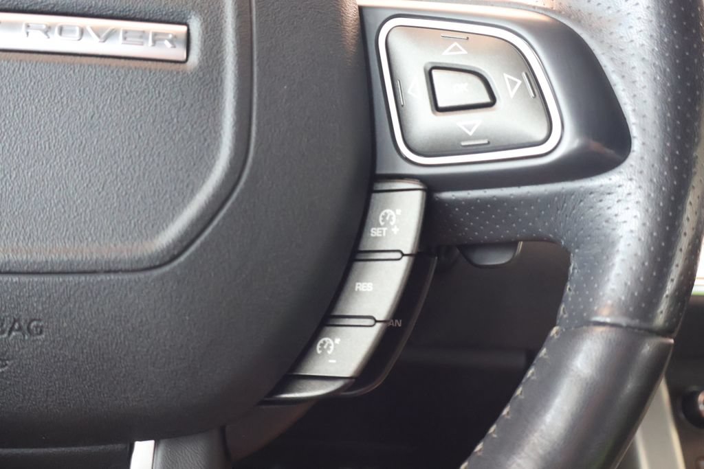 Used 2019 Land Rover Range Rover Evoque HSE Dynamic AWD/4WD image 19