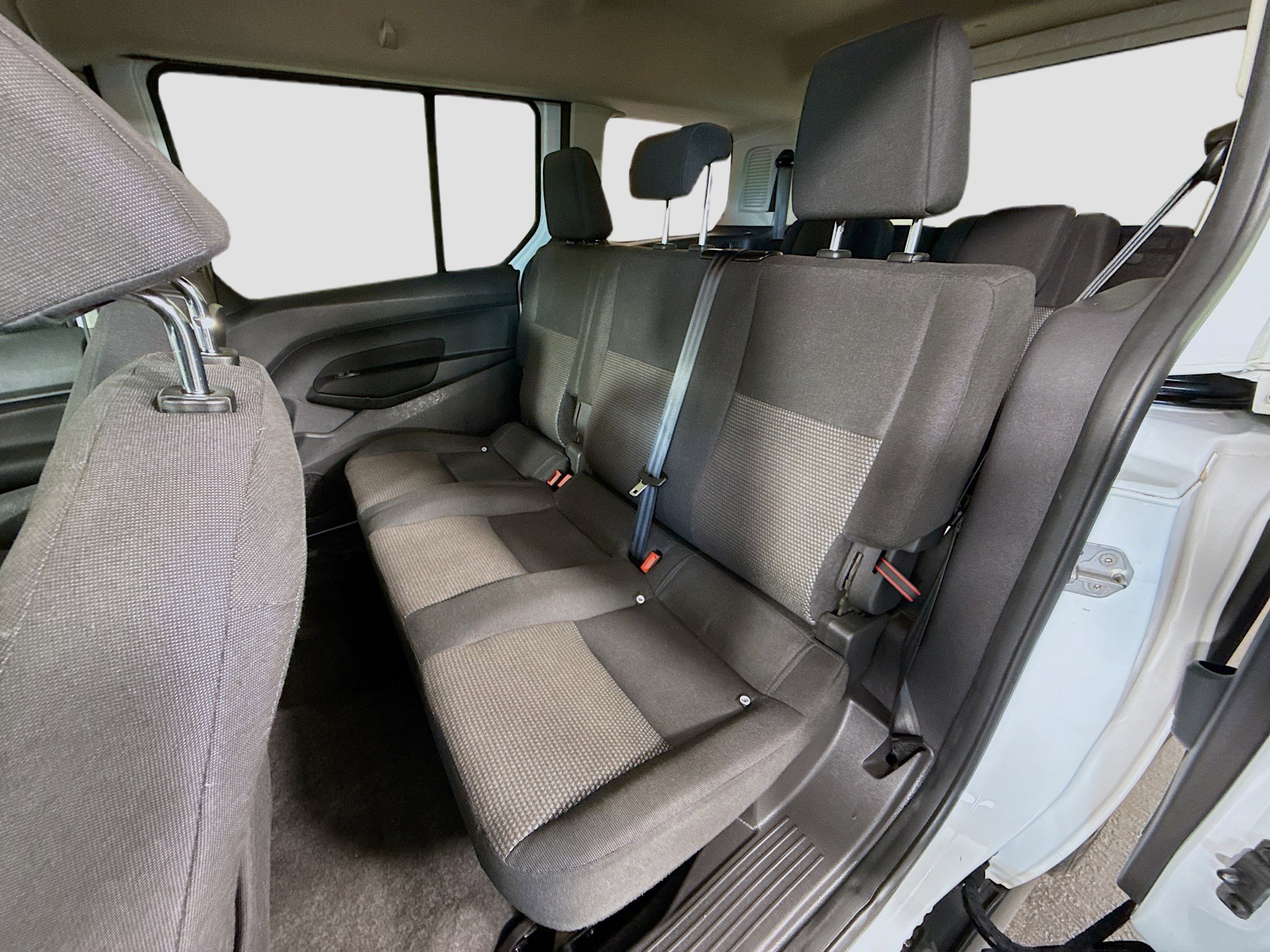Used 2018 Ford Transit Connect XL image 24