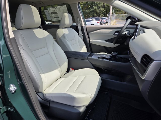 New 2026 Nissan Rogue Dark Armor FWD image 13