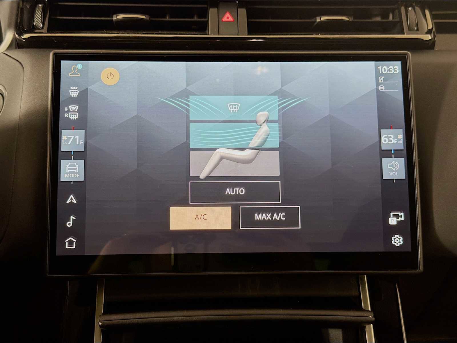 Used 2026 Land Rover Range Rover Velar Dynamic SE AWD/4WD image 17