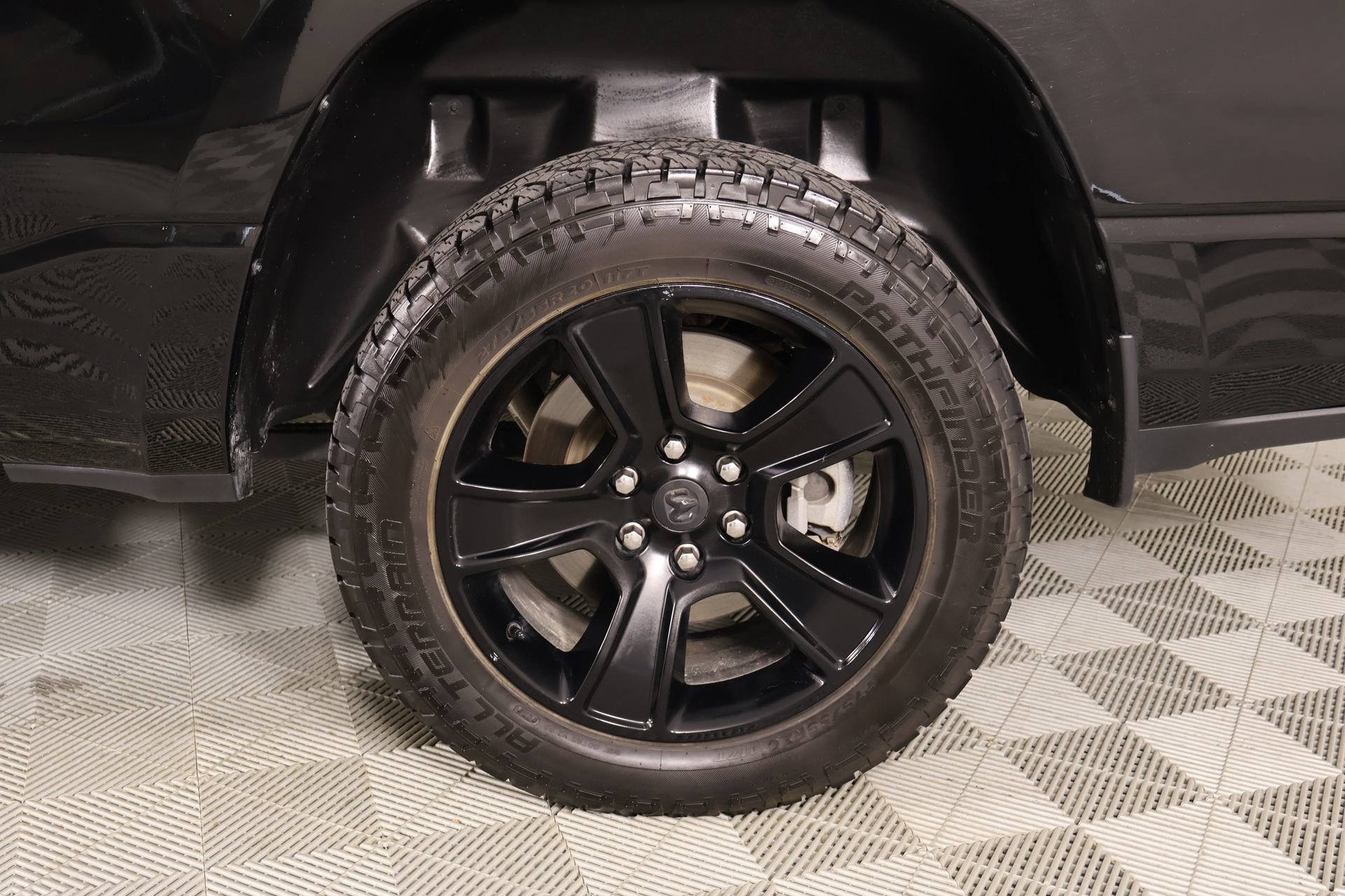 Used 2020 RAM 1500 Big Horn AWD/4WD image 18