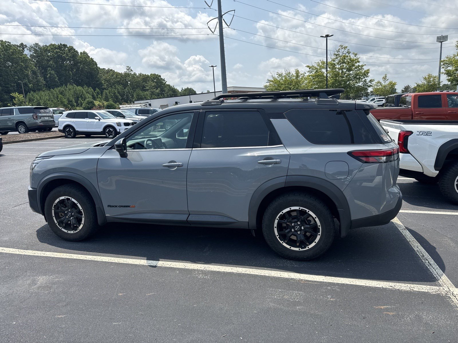 Used 2023 Nissan Pathfinder Rock Creek AWD/4WD image 13