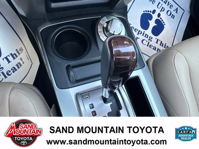 Used 2024 Toyota 4Runner Limited AWD/4WD image 19