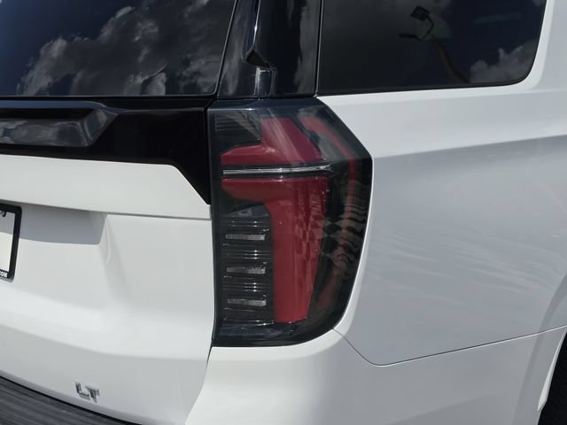 Used 2025 Chevrolet Tahoe LT AWD/4WD image 11