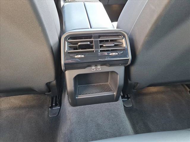 Certified 2024 BMW 530i w/ M Sport Package RWD image 17
