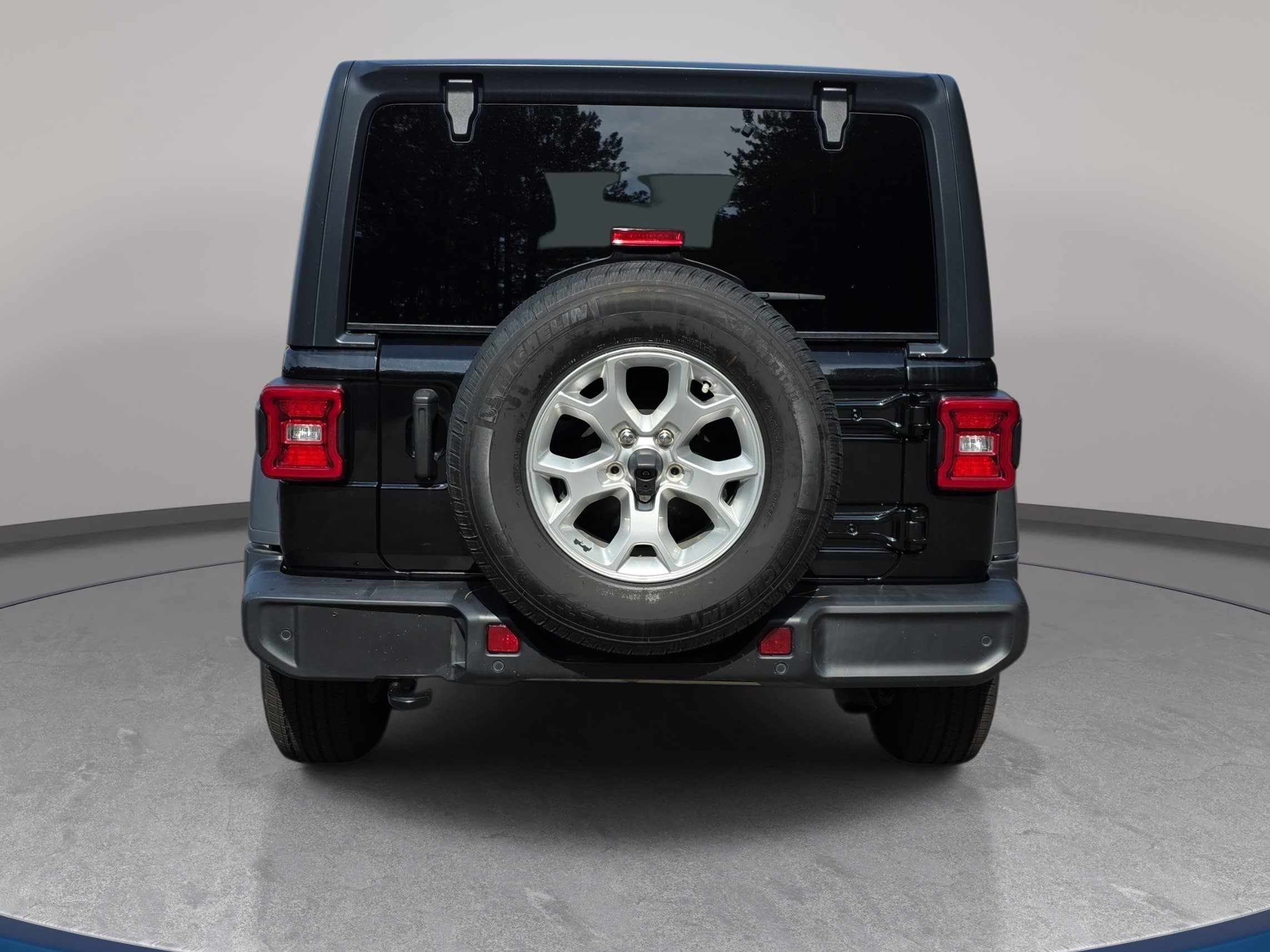 Used 2021 Jeep Wrangler Unlimited Sport AWD/4WD image 6
