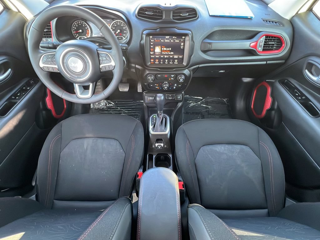 Used 2023 Jeep Renegade Trailhawk AWD/4WD image 11