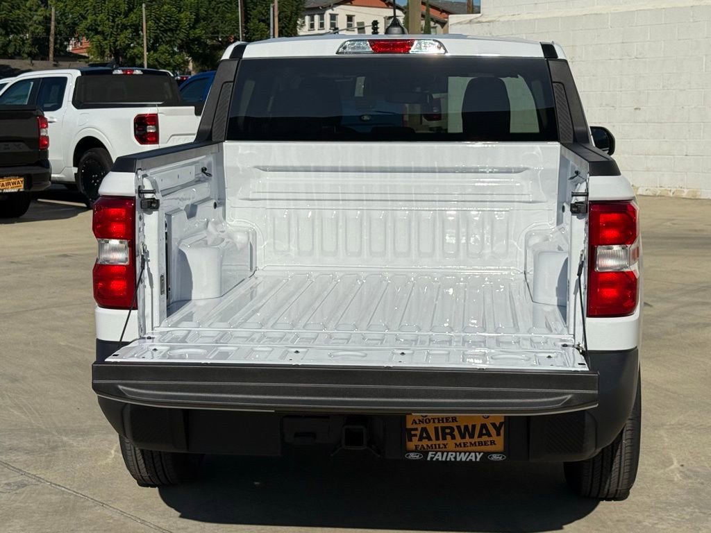 New 2025 Ford Maverick XL image 15