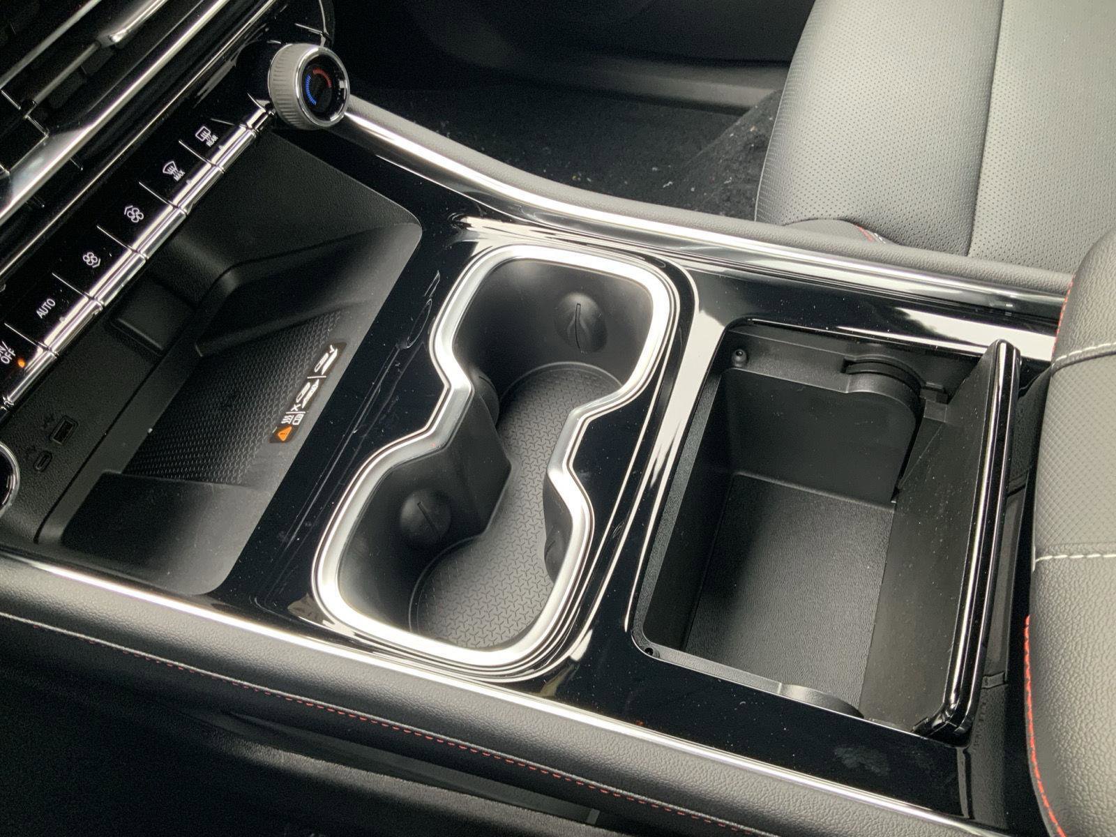 New 2026 Chevrolet Traverse Z71 w/ Driver Confidence Package image 25