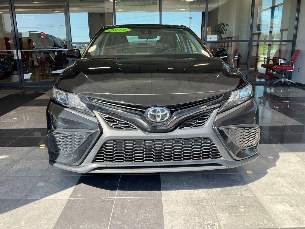 Certified 2024 Toyota Camry SE FWD image 2