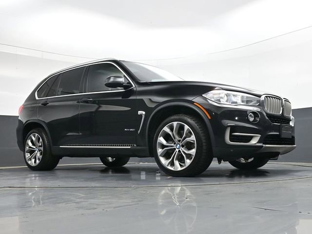 Used 2017 BMW X5 xDrive50i AWD/4WD image 32