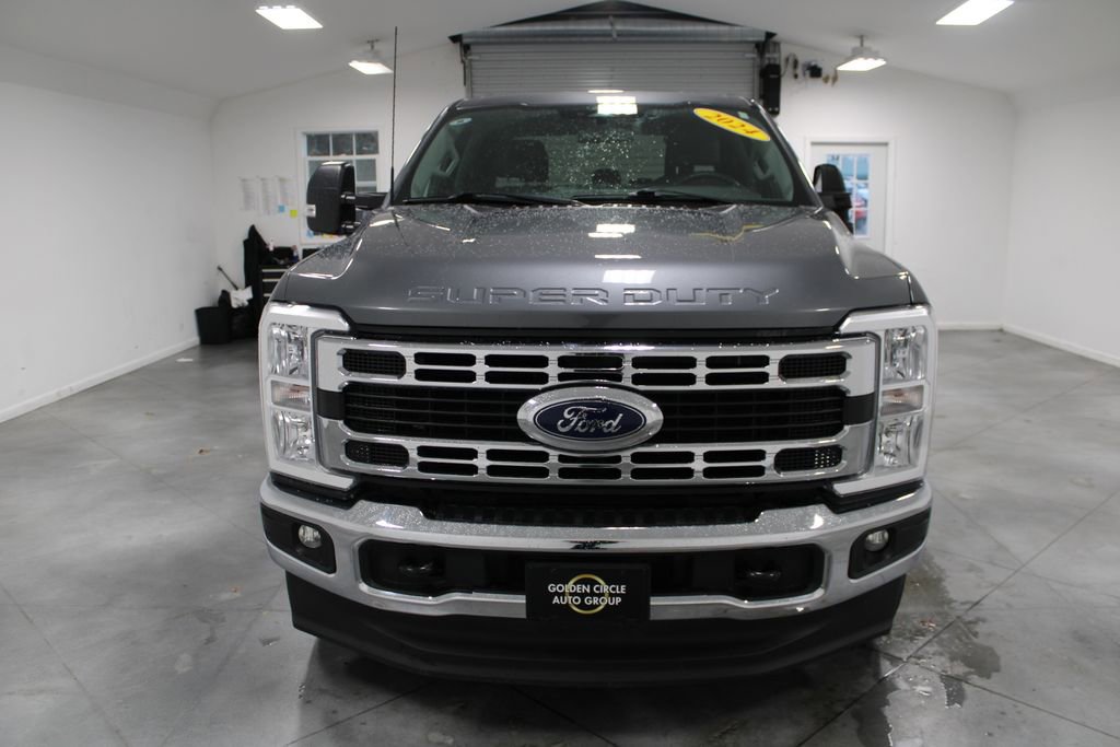 Used 2024 Ford F250 XLT image 3