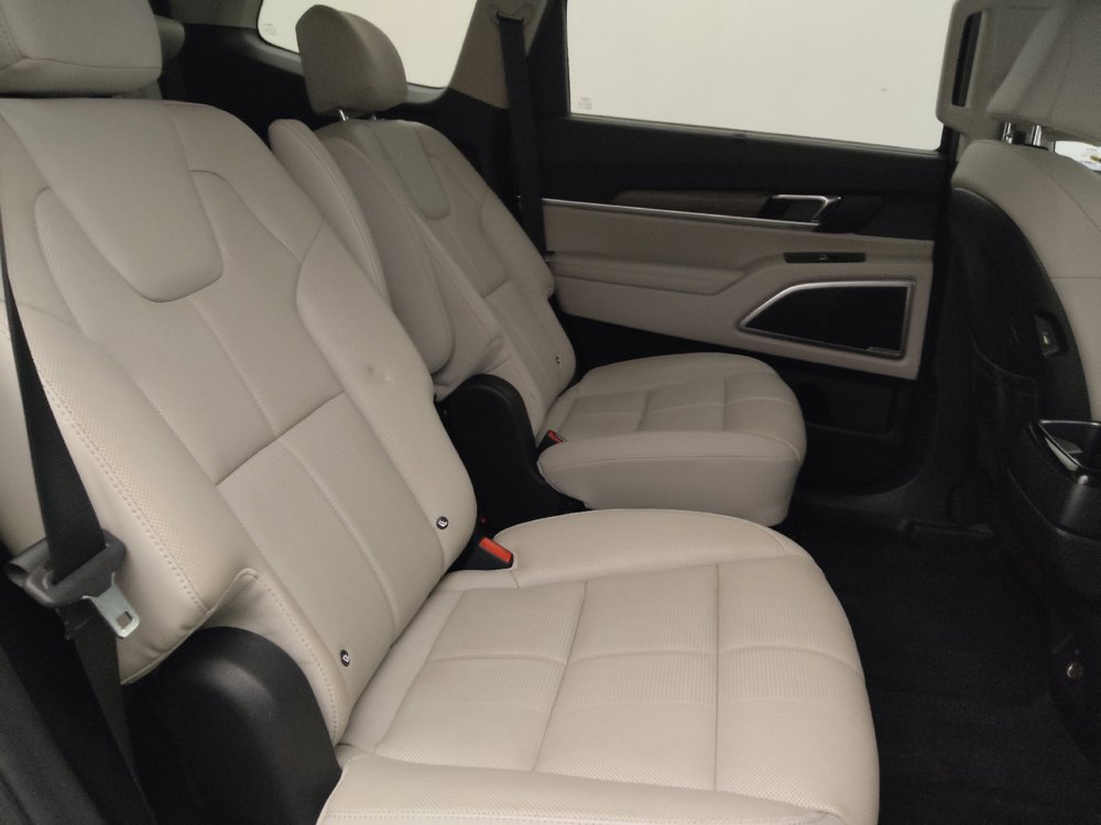Used 2022 Kia Telluride EX w/ EX Premium Package FWD image 19