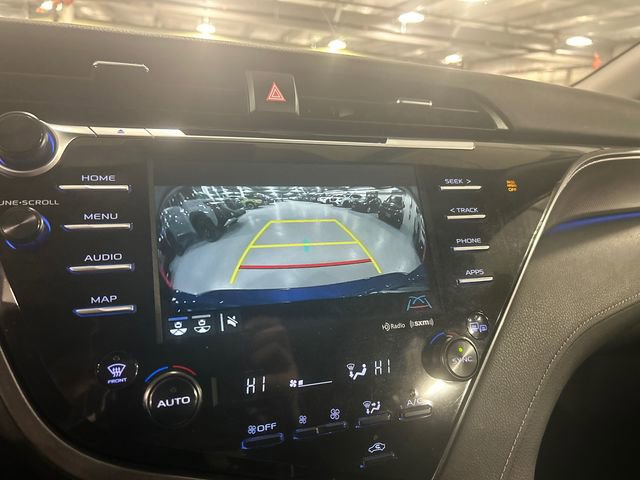 Used 2020 Toyota Camry XSE image 17