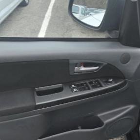 Used 2012 Suzuki SX4 AWD Hatchback image 12