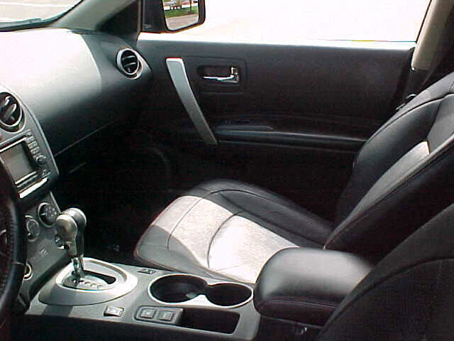 Used 2012 Nissan Rogue SL image 17