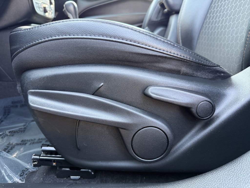 Used 2019 Jeep Compass Latitude image 10