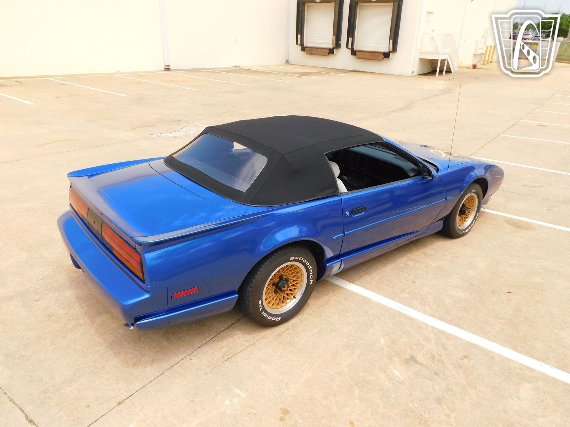 Used 1991 Pontiac Firebird Convertible image 27