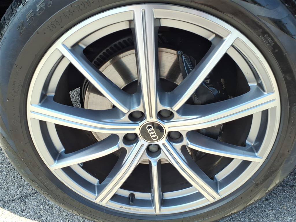 Used 2023 Audi SQ5 Premium w/ Convenience Package AWD/4WD image 11