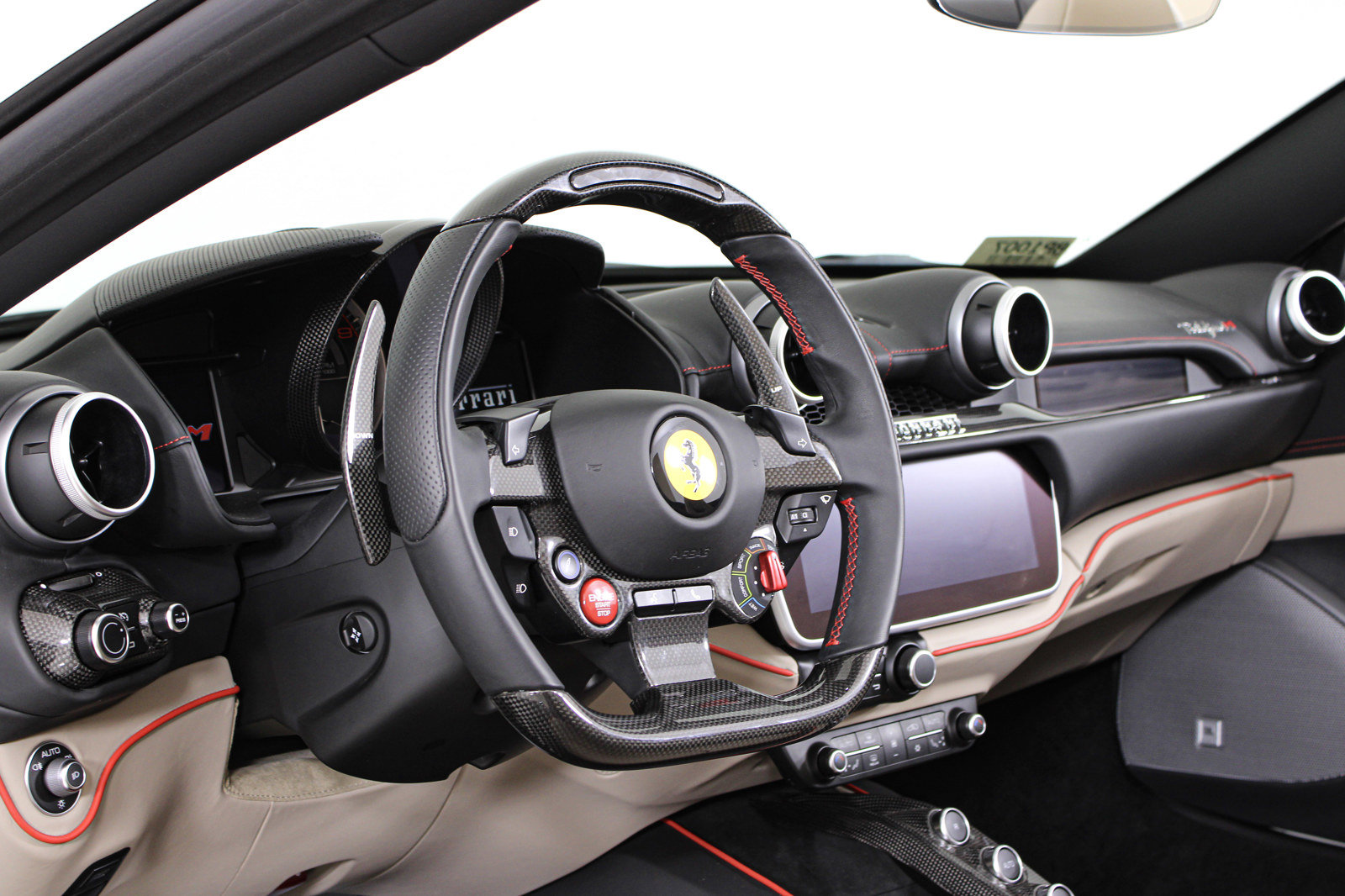 Used 2023 Ferrari Portofino M RWD image 34
