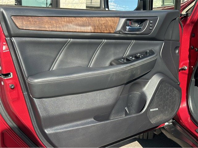 Used 2018 Subaru Outback 2.5i Limited image 12
