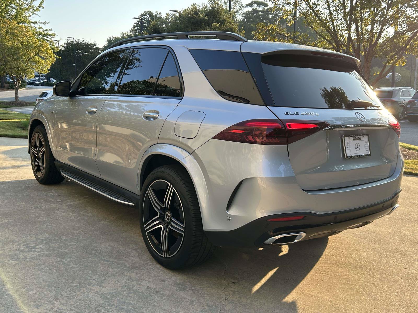 Certified 2025 Mercedes-Benz GLE 450e 4MATIC image 12
