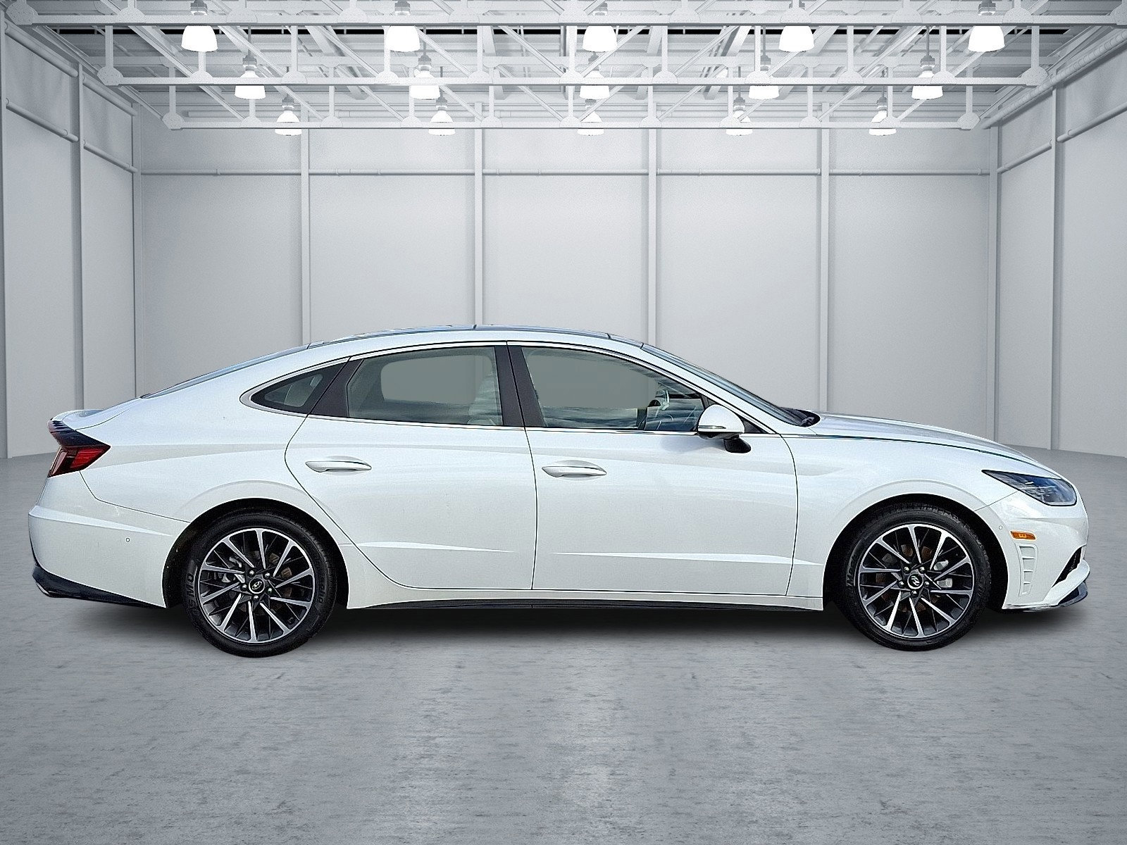 Used 2020 Hyundai Sonata Limited w/ Cargo Package image 7