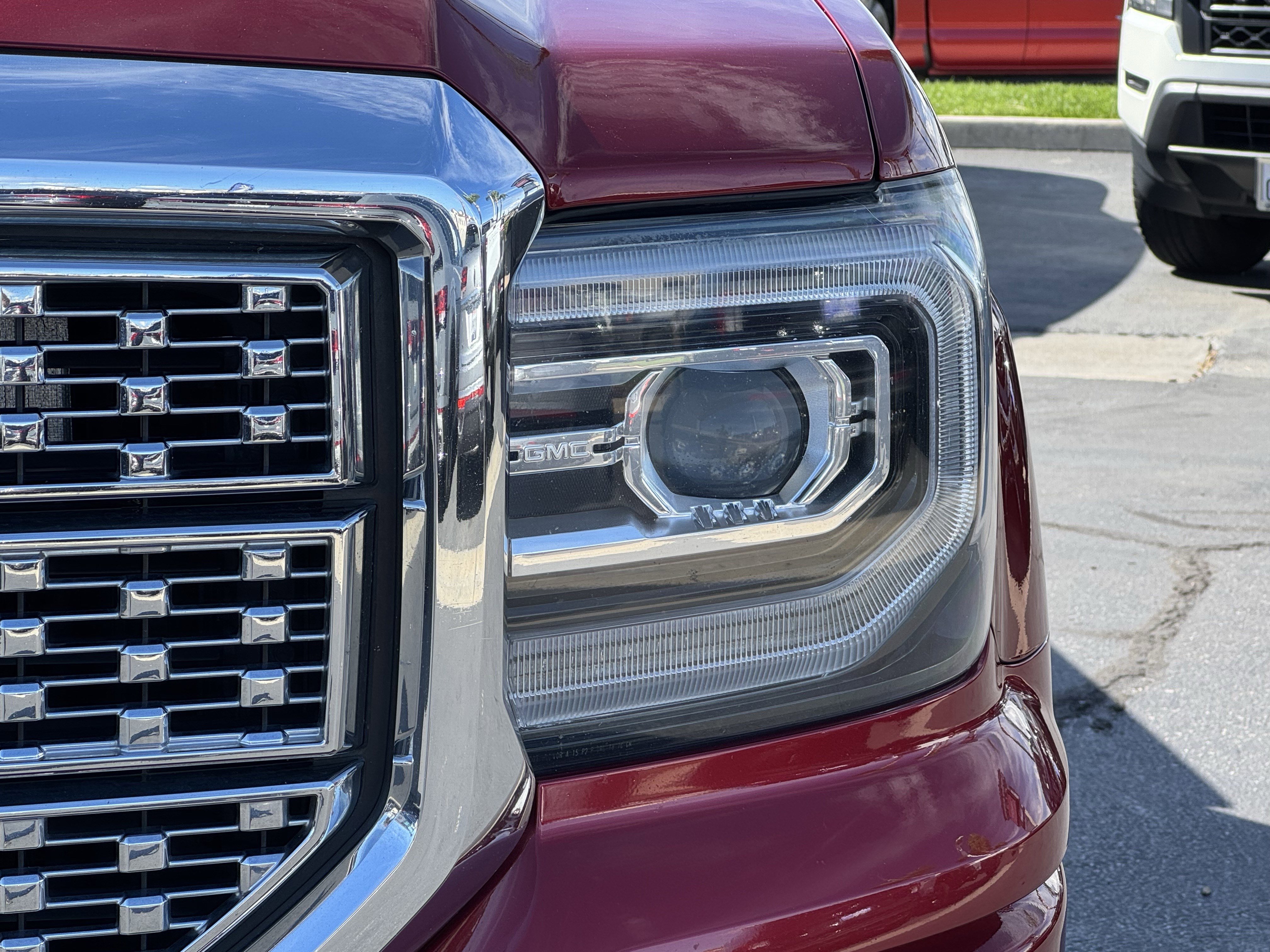 Used 2018 GMC Sierra 1500 Denali w/ Denali Ultimate Package AWD/4WD image 6